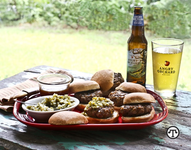 Great-tasting sliders and hard cider can add zest to your next barbecue.