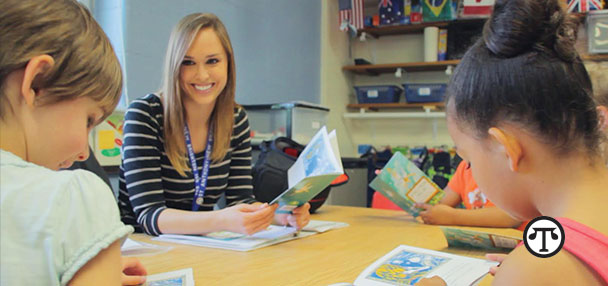 Grammy Award−winning singer-songwriter Sheryl Crow appreciates teachers.